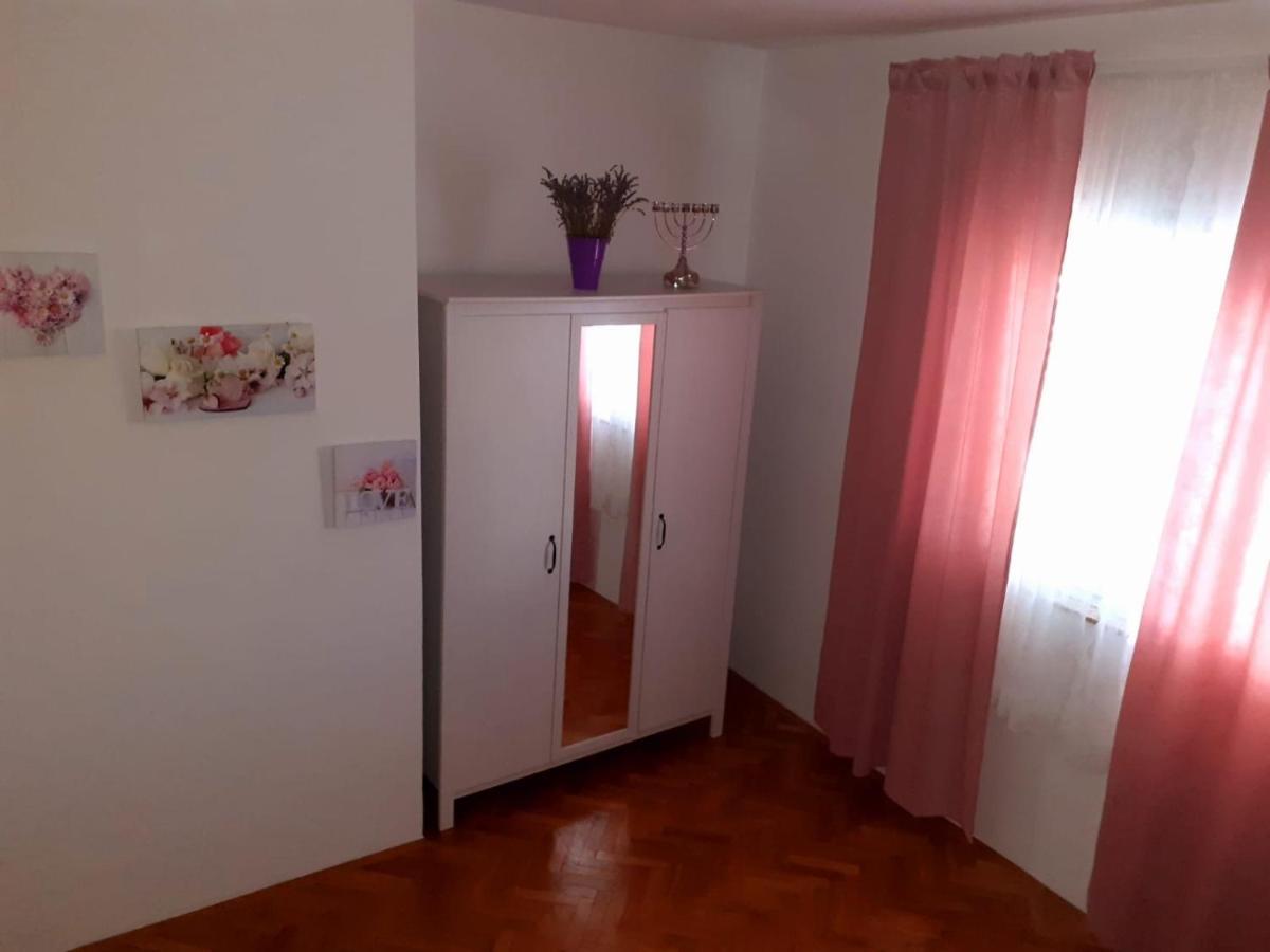 Lumar Holidays And Apartments Preko Extérieur photo