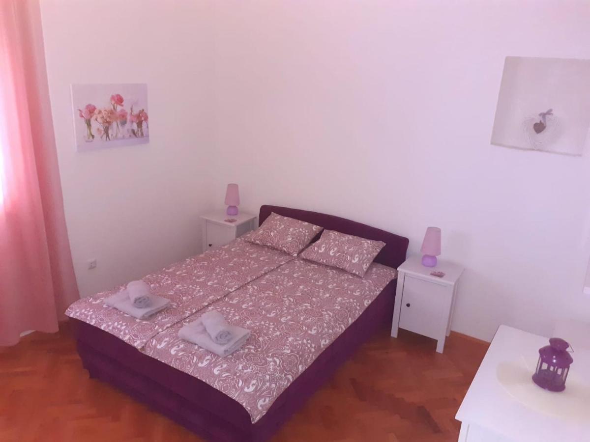 Lumar Holidays And Apartments Preko Extérieur photo